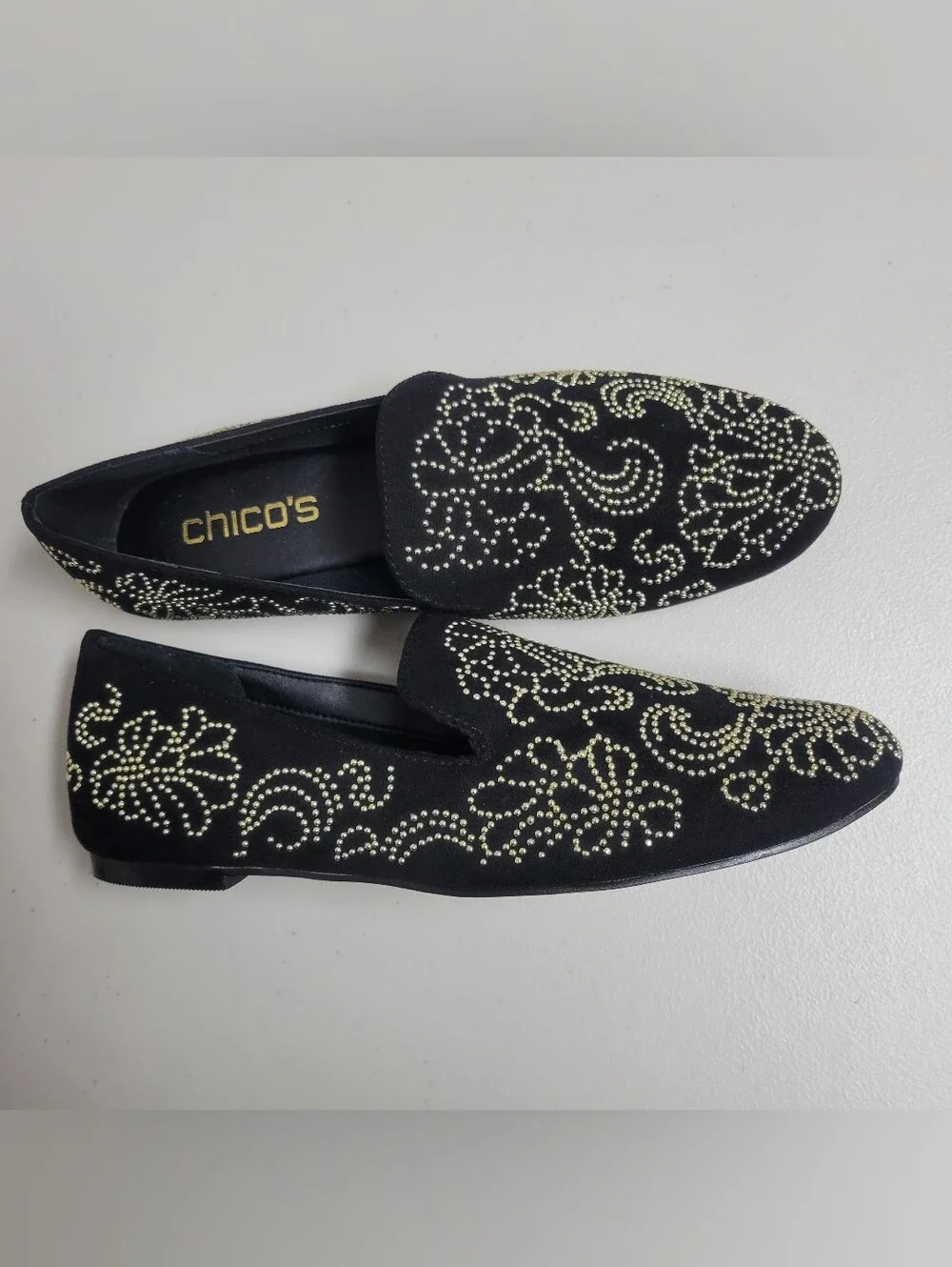 Chicos NWOT Embillished Black Loafers With Gold Beading size 6.5.